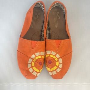 Toms Orange embroidered shoes, size W9